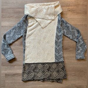 Amuse Society Wrap Sweater - women’s small
